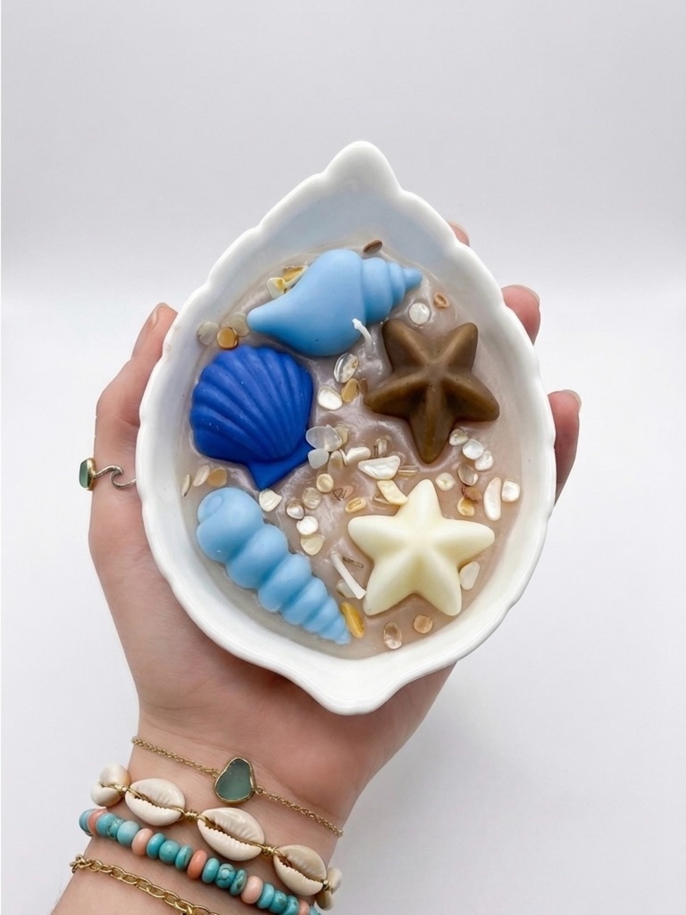 Ocean Escape: Coconut & Vanilla Seashell Candle 🐚✨
